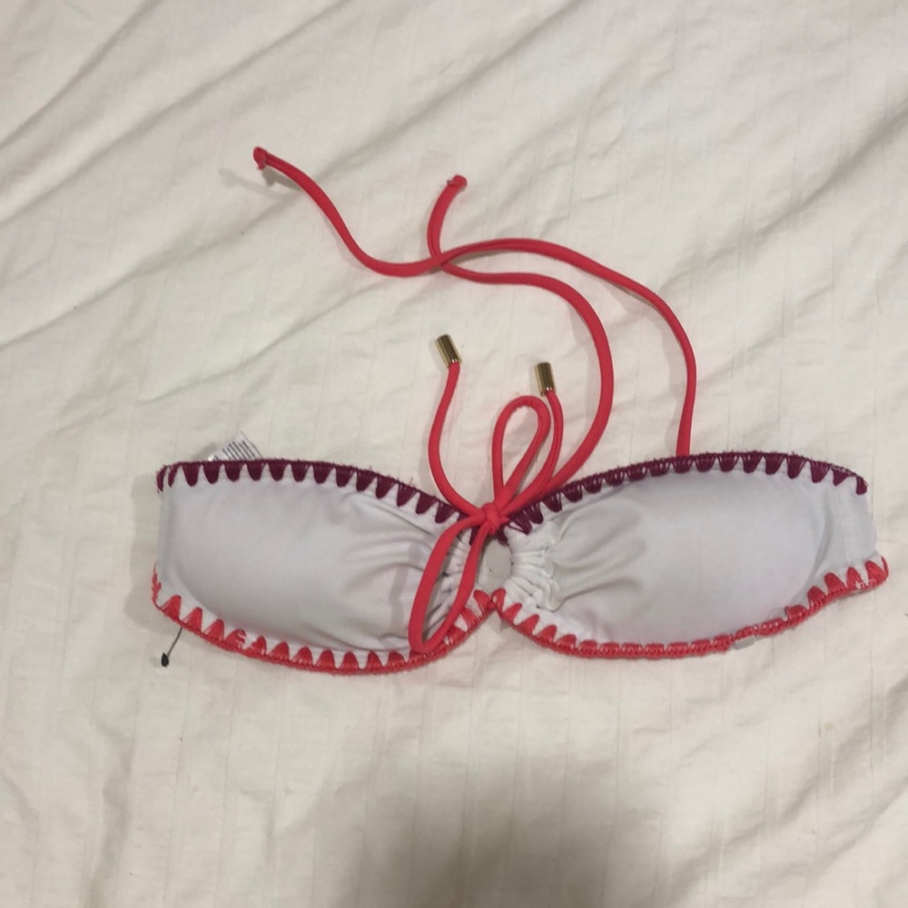 Strapless bathing suit top